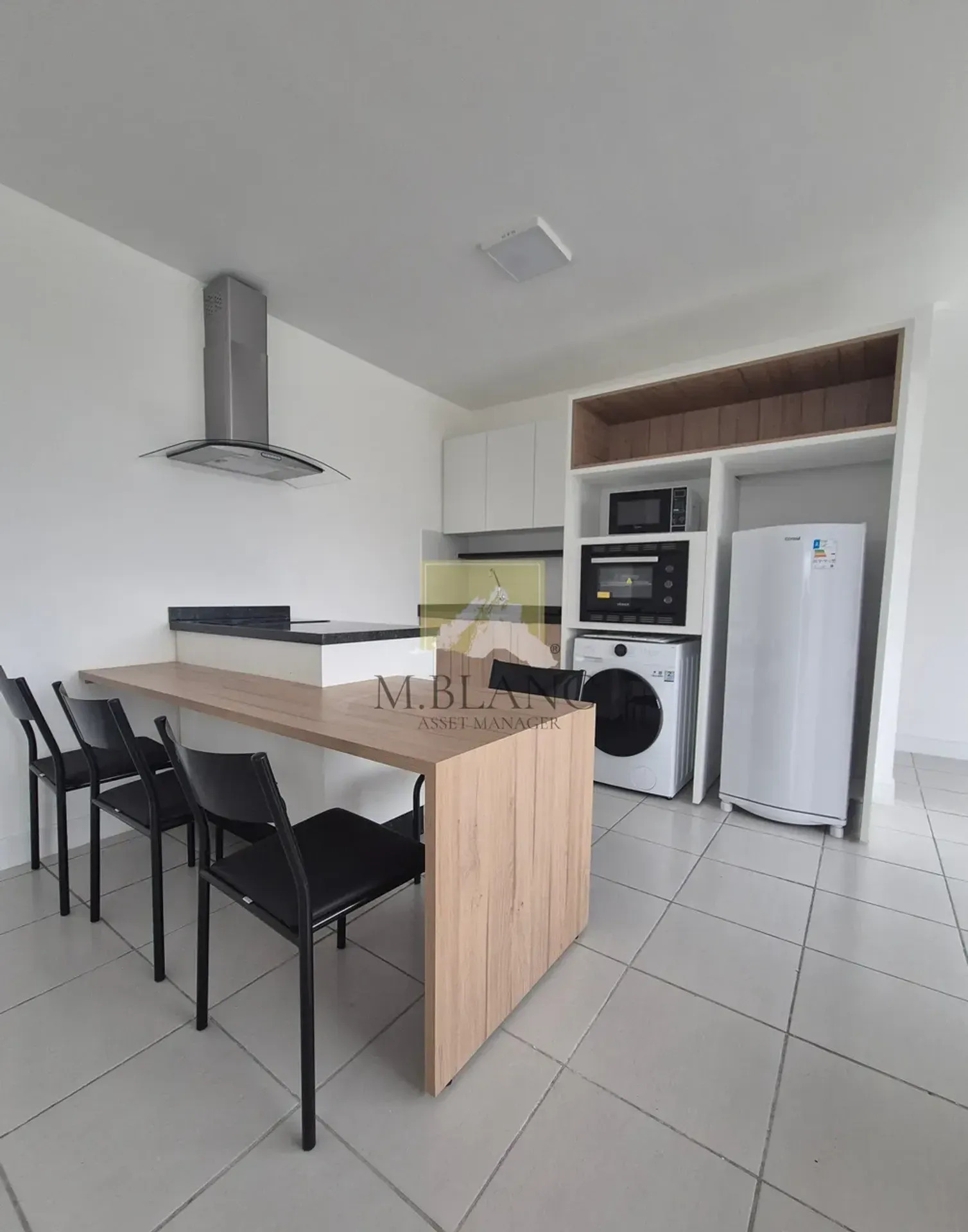 2-bedroom apartment with a washing machine in Curitiba — photo 2