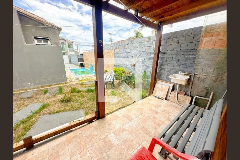 2-bedroom apartment in a building with a pool — photo 40