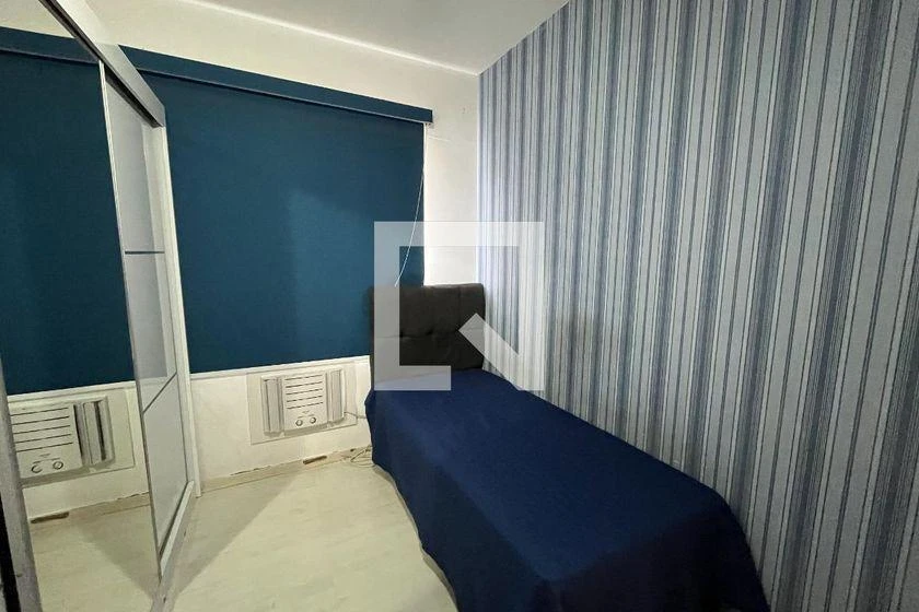 Furnished apartment, 131 m², with a glass-enclosed balcony — photo 13