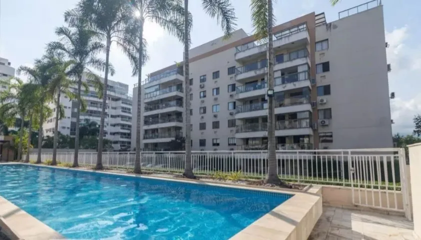 Furnished 211 m² apartment with 3 bedrooms and balcony — photo 10