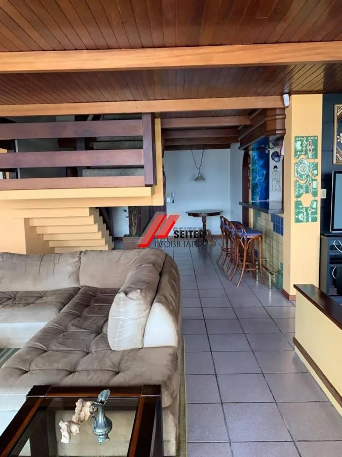 4-bedroom rental house with 410 m² and 6 parking — photo 38